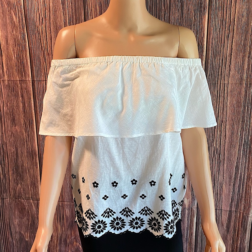 Old Navy white black eyelet embroidered boho floral strapless summer size